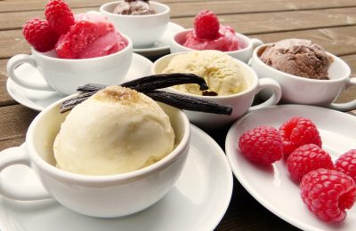Ледяное удовольствие: три рецепта мороженого от шеф-повара Сергея Душкова