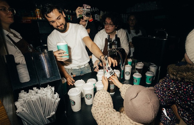 JONY и Stars Coffee создали музыкальный праздник «рядом» с поклонниками