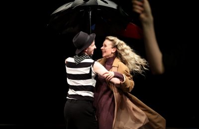 Клоун с осенью в сердце: спектакль «Енгибаров» на сцене театра ЦДР